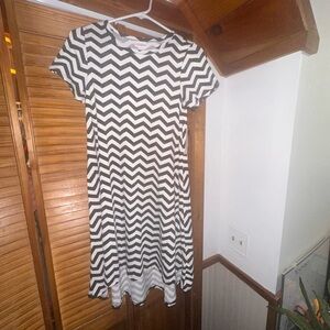 NWT-LuLaRoe Black and White “Carley”Dress XXS